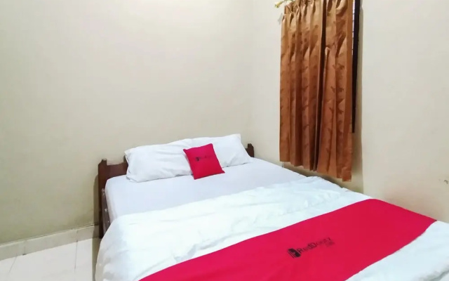 RedDoorz @ Hotel Grand Yuda Tenggarong