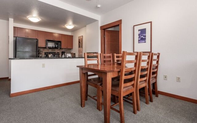 Village #3310 Lincoln House