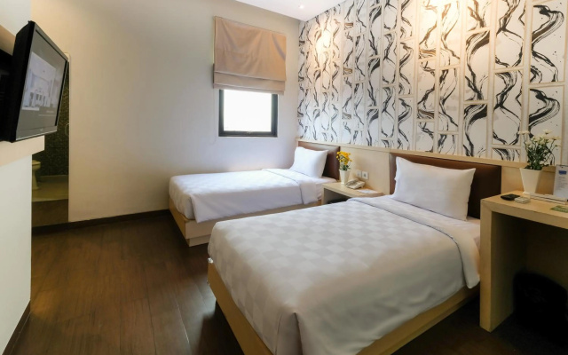 Hotel 88 Mangga Besar 62 by WH – Guest Rooms – Jakarta