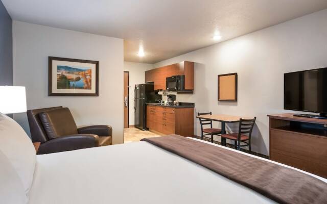 My Place Hotel - Overland Park, KS