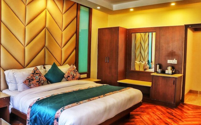 The Kenilworth Mussoorie by Stotrak