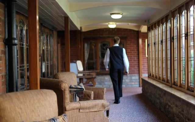 Macdonald Alveston Manor Hotel & Spa