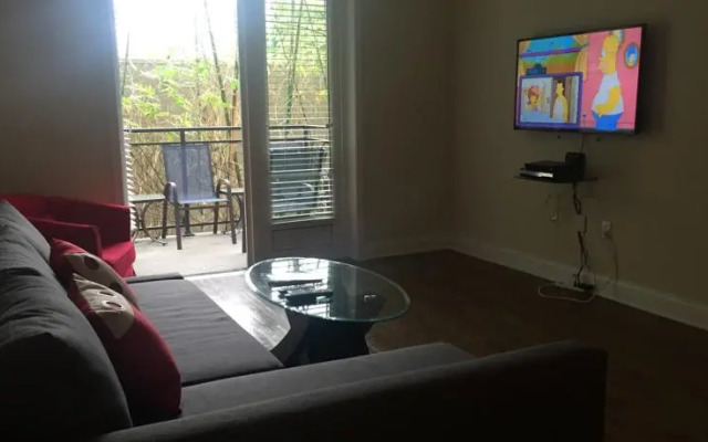 Luxury 2-Bedroom, 2-Bathroom with Pool and Views