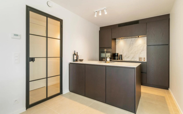 The Waves-Luxurious 3bedroom app w big terrace & garage