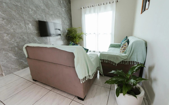 Ótimo sobrado para seu descanso e lazer!!!