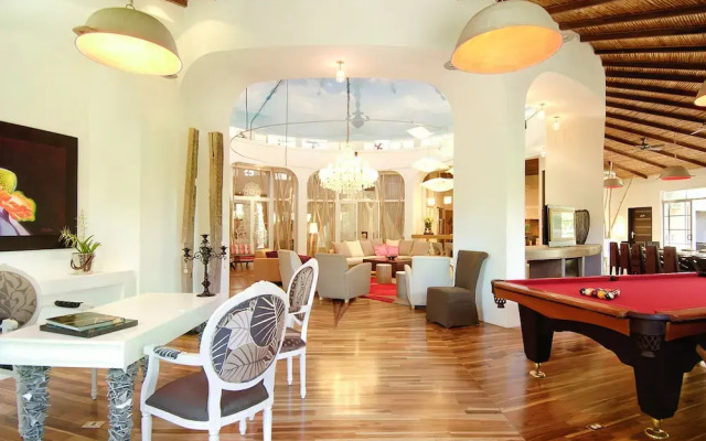 Hotel Villas Adra