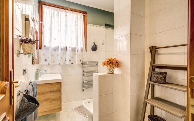 Spanish Steps Miracle Suite