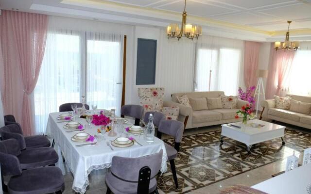 Kardelen Vi̇lla