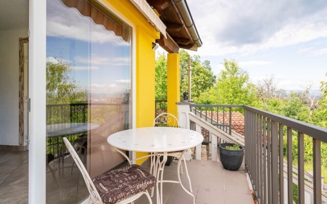 Elegant Holiday Home in Lovran With Swimming Pool