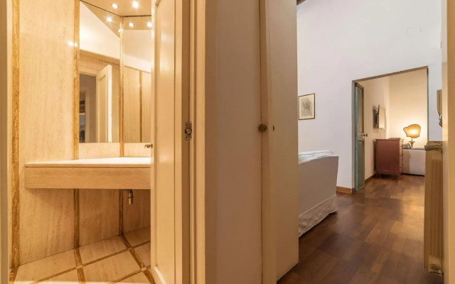 Unique Opportunity To Live in a Renaissance Palace - Ac/Wi-Fi