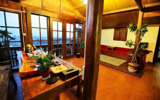 Lijiang Yiran Ethnic custom Viewing Inn