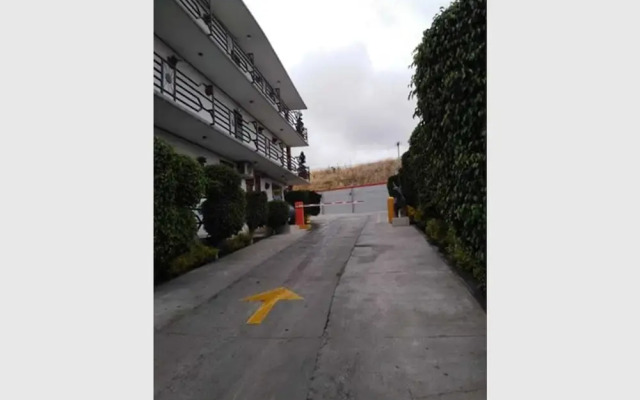 Hotel El Descanso Inn