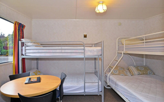 Leith Valley Holiday Park & Motels