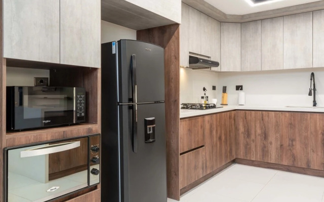 w Stunning 3BR With Terrace in Laureles