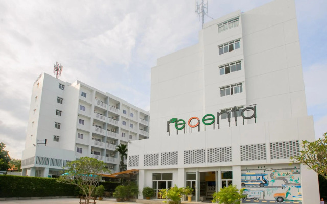 Recenta Suite Phuket Suanluang