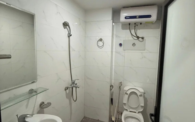 Era Apartment Ha Yen Quyet