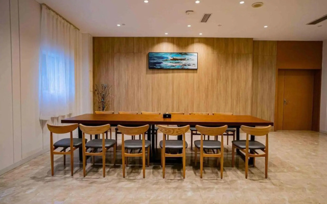 HanTing Hotel (Tai'an Taishan Railway Station Dongyue Street)