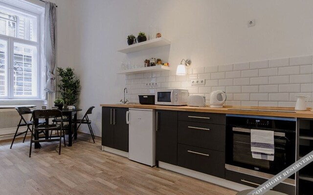 Capern Apartment