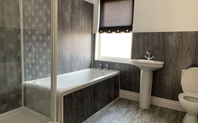 Blackpool Abode - Seaside Cove