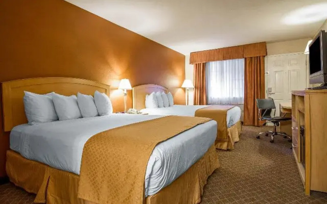 Quality Inn & Suites Lathrop South Stockton