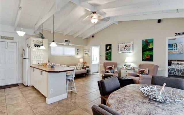 Beachaven 52 - One Bedroom Condo