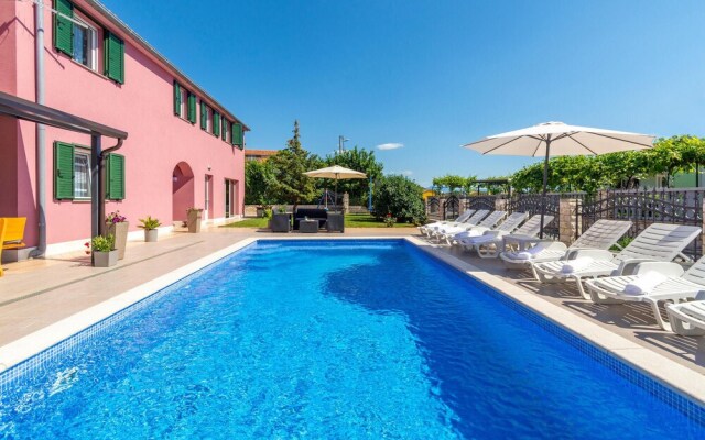 Amazing Home in Labin With 5 Bedrooms, Wifi and Outdoor Swimming Pool