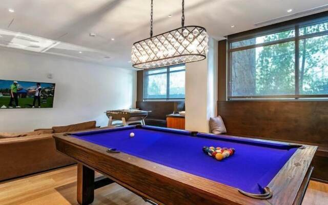 Vail Lion 2 Bedroom Mountain Vacation Rental Just Steps From the Eagle Bahn Gondola