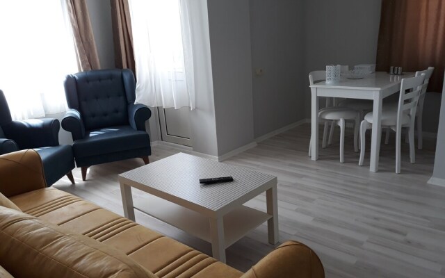 Golden Spark Apart Hotel