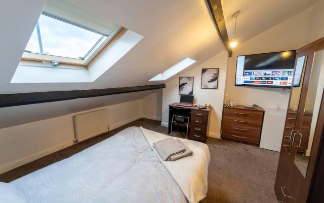 Cosy Room Walking Distance to the City