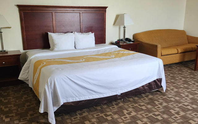 Quality Inn I-70 at Wanamaker
