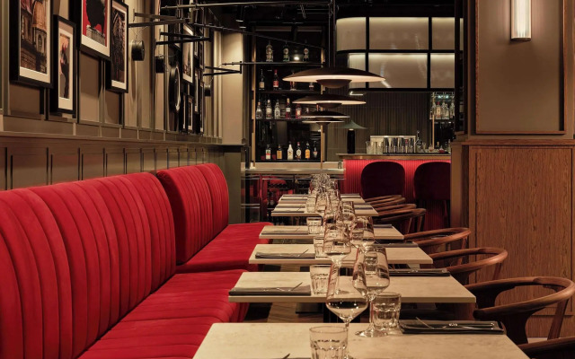 Radisson RED Hotel & Radisson RED Apartments, Kraków