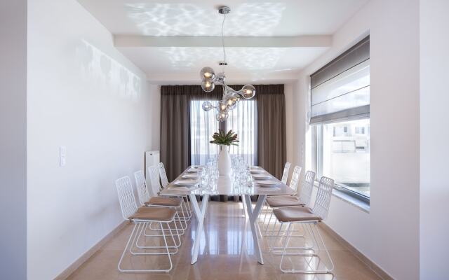 Elaia Luxury Apartments Glyfada