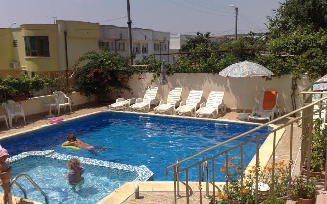 Hotel Larisa 2
