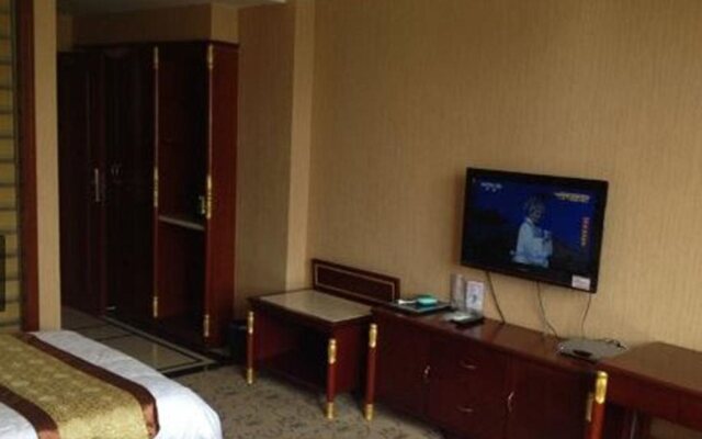 Golden Harbour Hotel