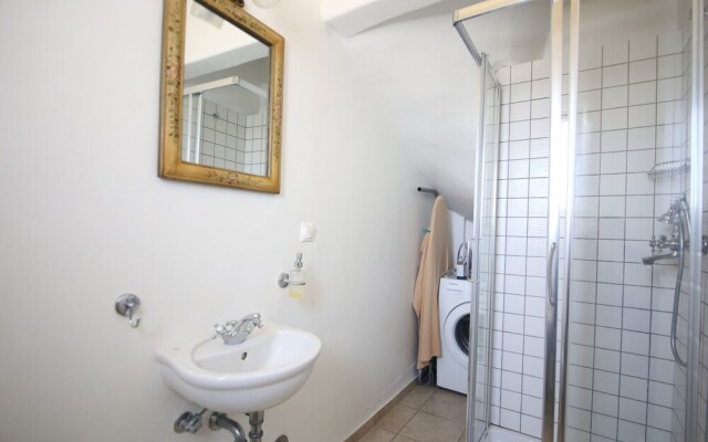 Villa Attalus 2