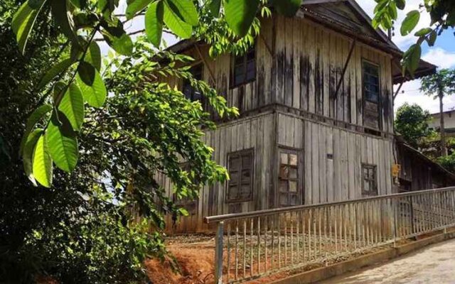 Nha Gio - The Dalat Old Home