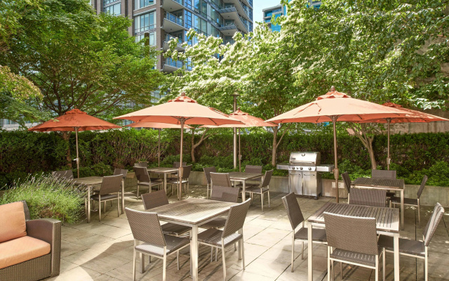 Residence Inn by Marriott Vancouver Downtown