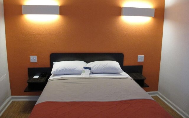 Motel 6 Baltimore, MD