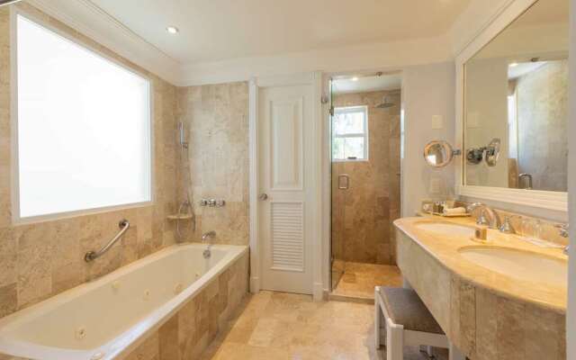 Royal Hideaway Playacar All Inclusive - Adults only