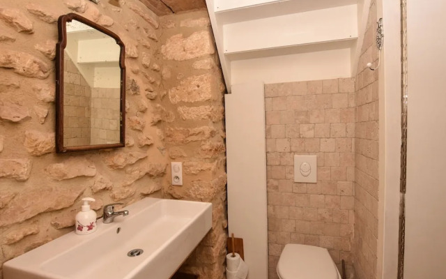 Cozy Holiday Home in Saint-Germain-de-Belves with Garden