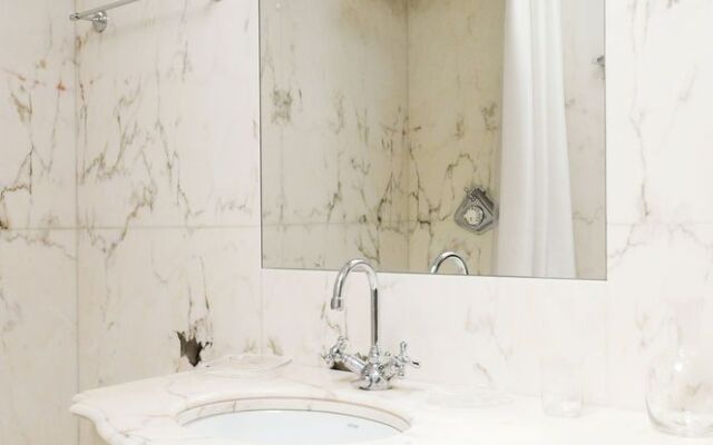 Montenapoleone – RentClass Gloria