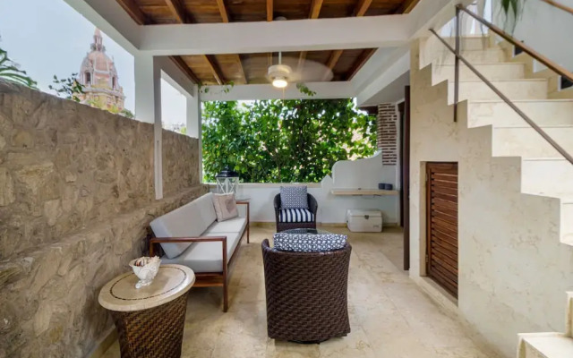 Goitia Apartment-rooftop Jacuzzi