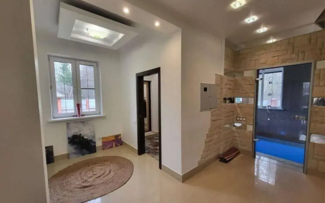 City will house