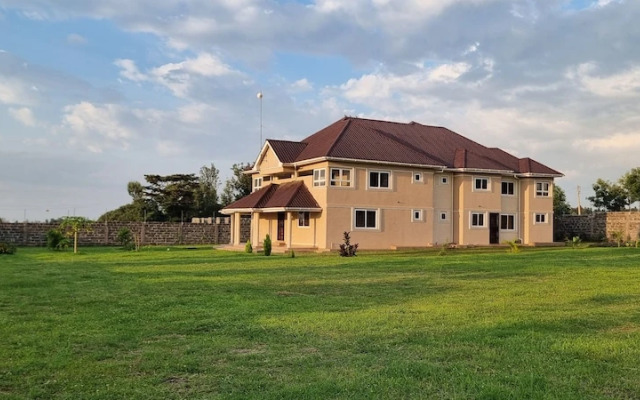 Casa Nadreya Furnished Apartments