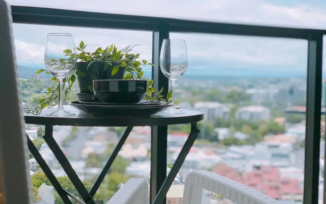 FV Peppers Residences Apartment