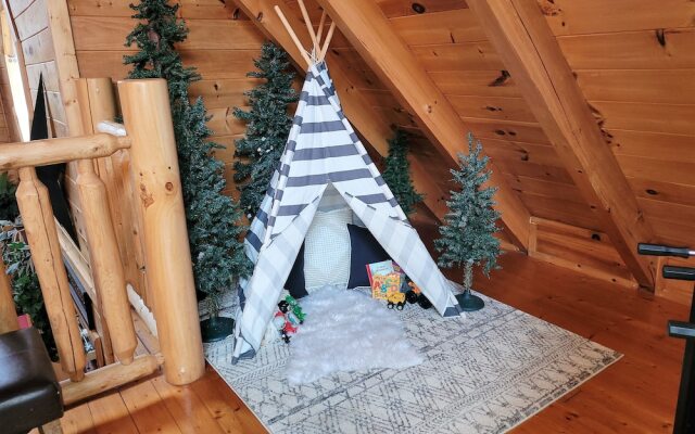 Amazing Grace - Two Bedroom Cabin
