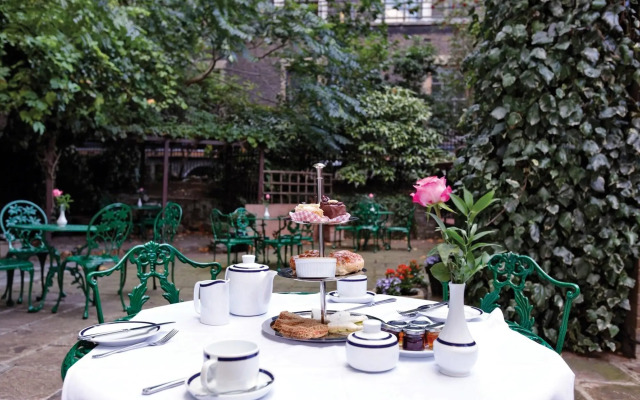 Grange Blooms Hotel