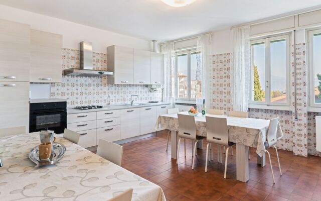 Graceful Holiday Home in Toscolano Maderno With Garden