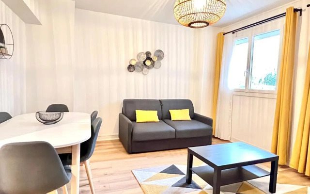 Stay house to Poitiers