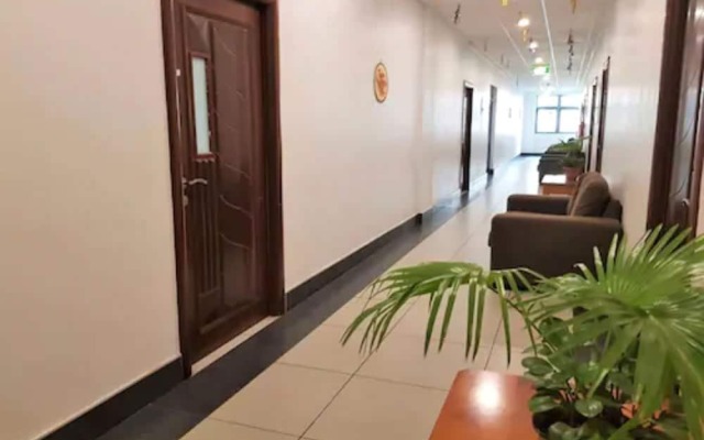 Tungi Colonnade Hotel